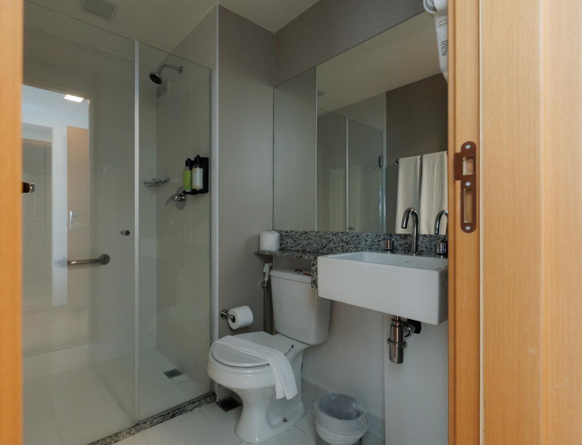 Esuites Belo Horizonte Minascasa Екстериор снимка
